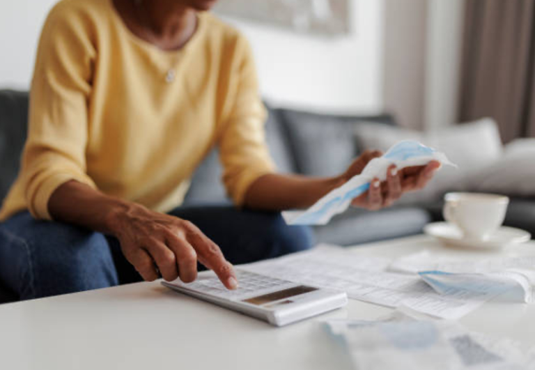 Pagamento da fatura na sexta-feira: Quando o limite do cartão estará disponível?