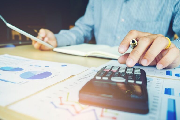 Finanças pessoais: Veja como organizar com eficiência